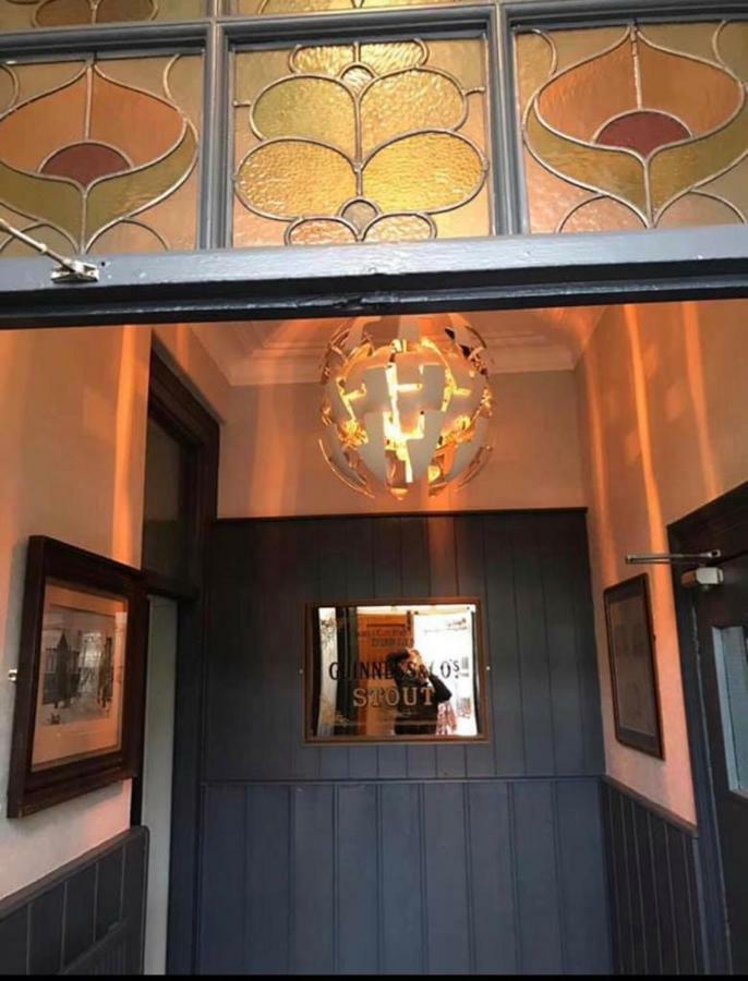 The Newbridge Hotel Newbridge (Caerphilly) Exterior foto